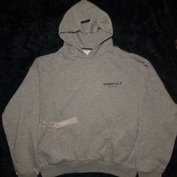 Essentials Hoodie (L)
