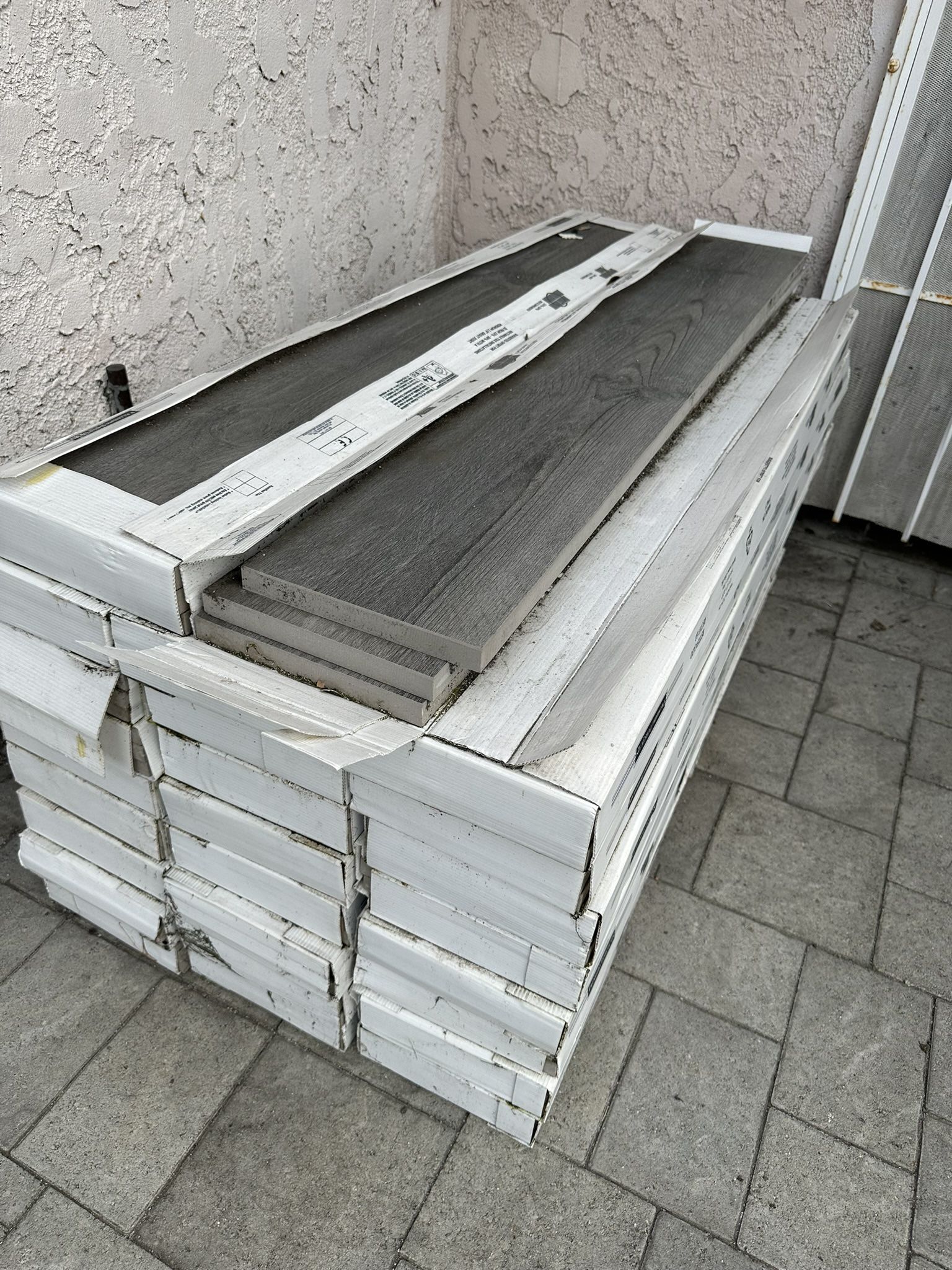 Selling 208 Sq Ft. Porcelain Wood Look Paver/Tile. (26 Boxes)