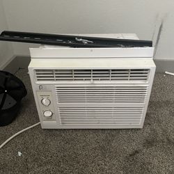Perfect Aire A/C Unit 5000 BTU 