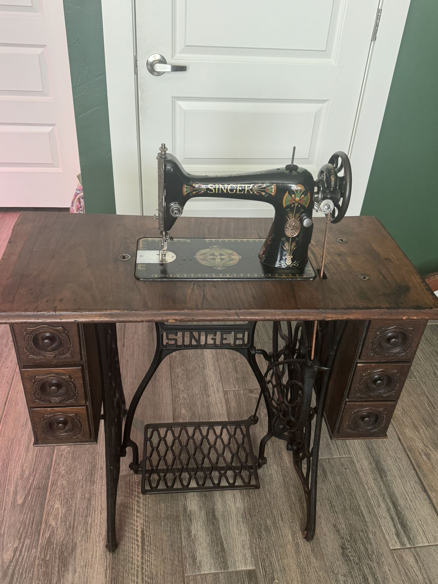 Singer 66 Treadle Sewing Machine 