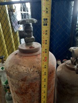 145CF Acetylene Tank