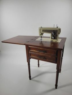 📌 OfferUp/Facebook Marketplace description
Vintage 1960s Sears Kenmore Sewing Machine & Original Wood Cabinet – Model 158.4301
Beautiful vintage 1960