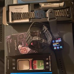 Apple Watch 6  with Accessories 44mm