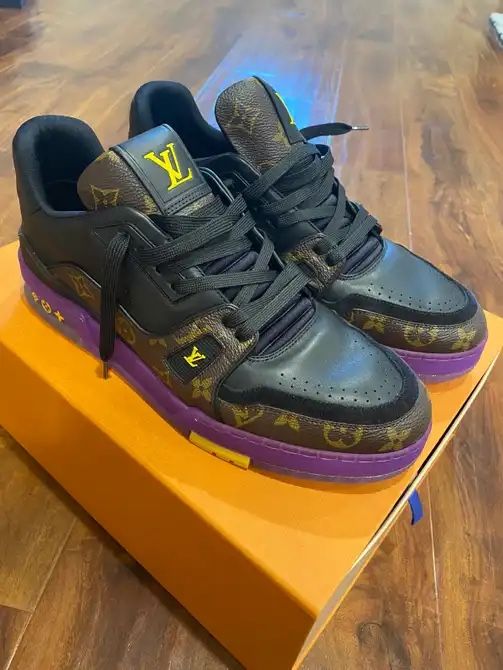 lv trainer purple