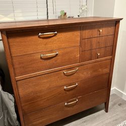 Vintage MCM Wood 7 Drawer Dresser