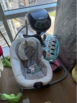 Baby swing works batter and plug in