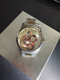 Gucci watch