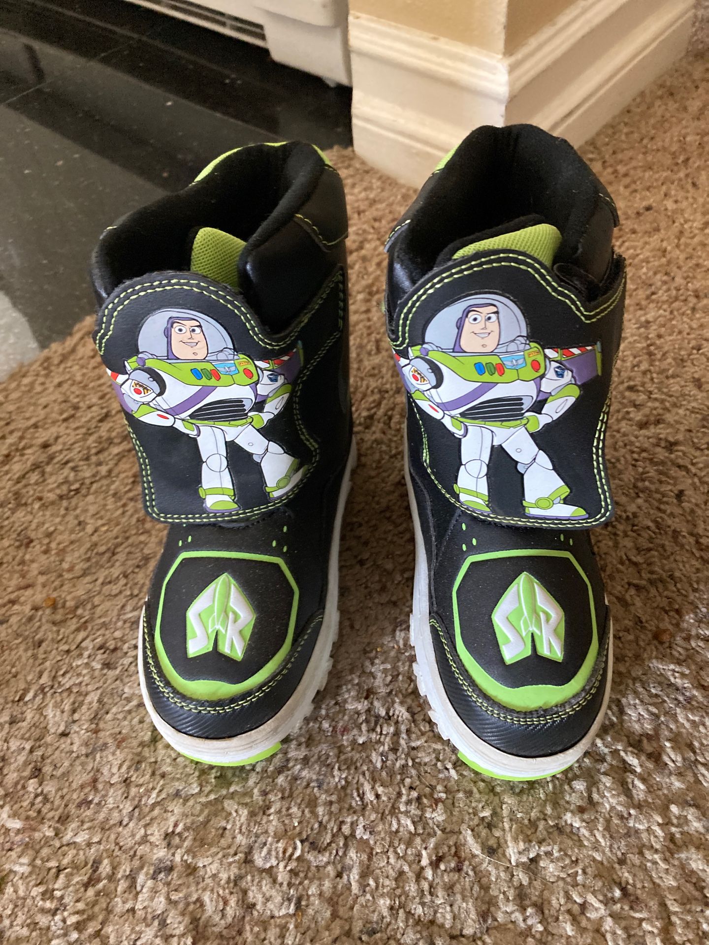 Boys Buzz Lightyear Light Up Snow Boots Size 10