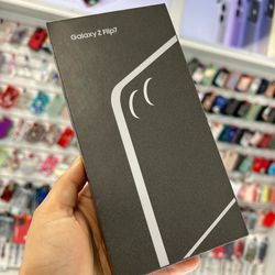 Galaxy Flip 7 unlockrd