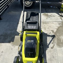Lawnmower Rioby De Battery 