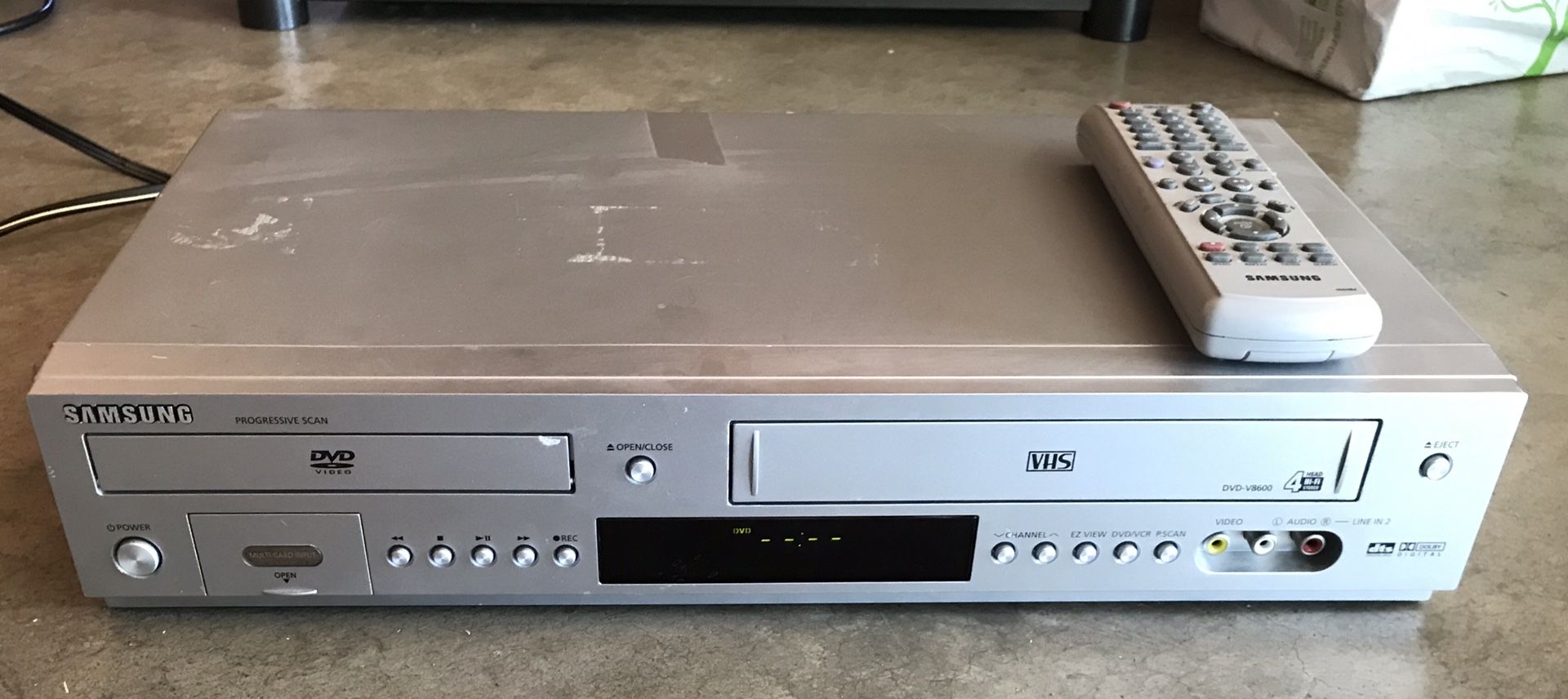Samsung DVD/VHS DVD-V8600 Player
