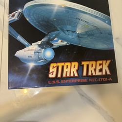 Polar Lights Star Trek 1/350 Scale U.S.S. Enterprise NCC-1701-A Model Kit 2009
