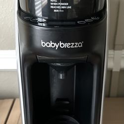 Baby Brezza Formula Advanced Pro Formula Dispenser 