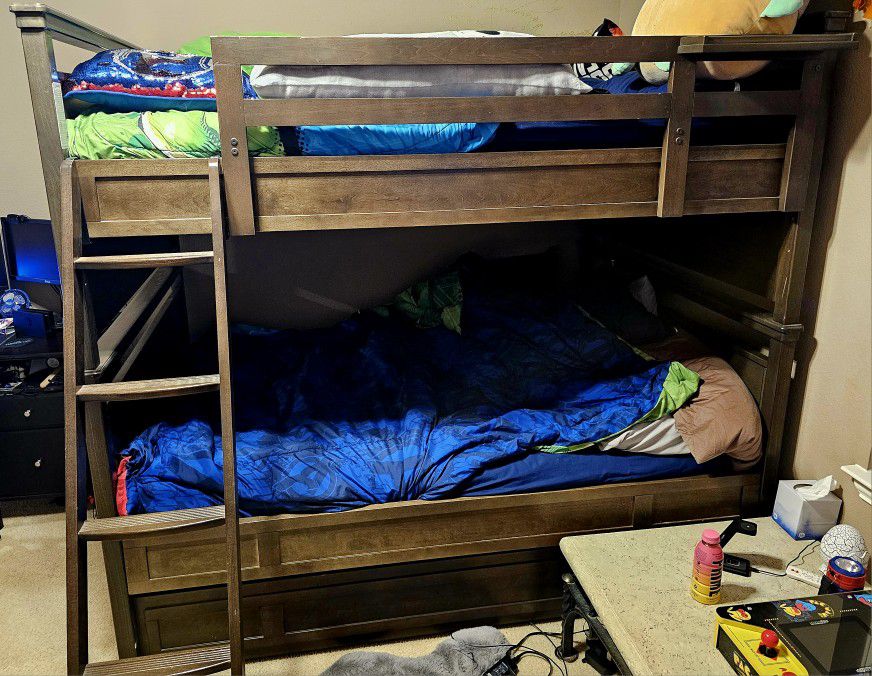 Awesome DOUBLE Bunk Bed