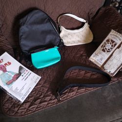 Purses & Wallet