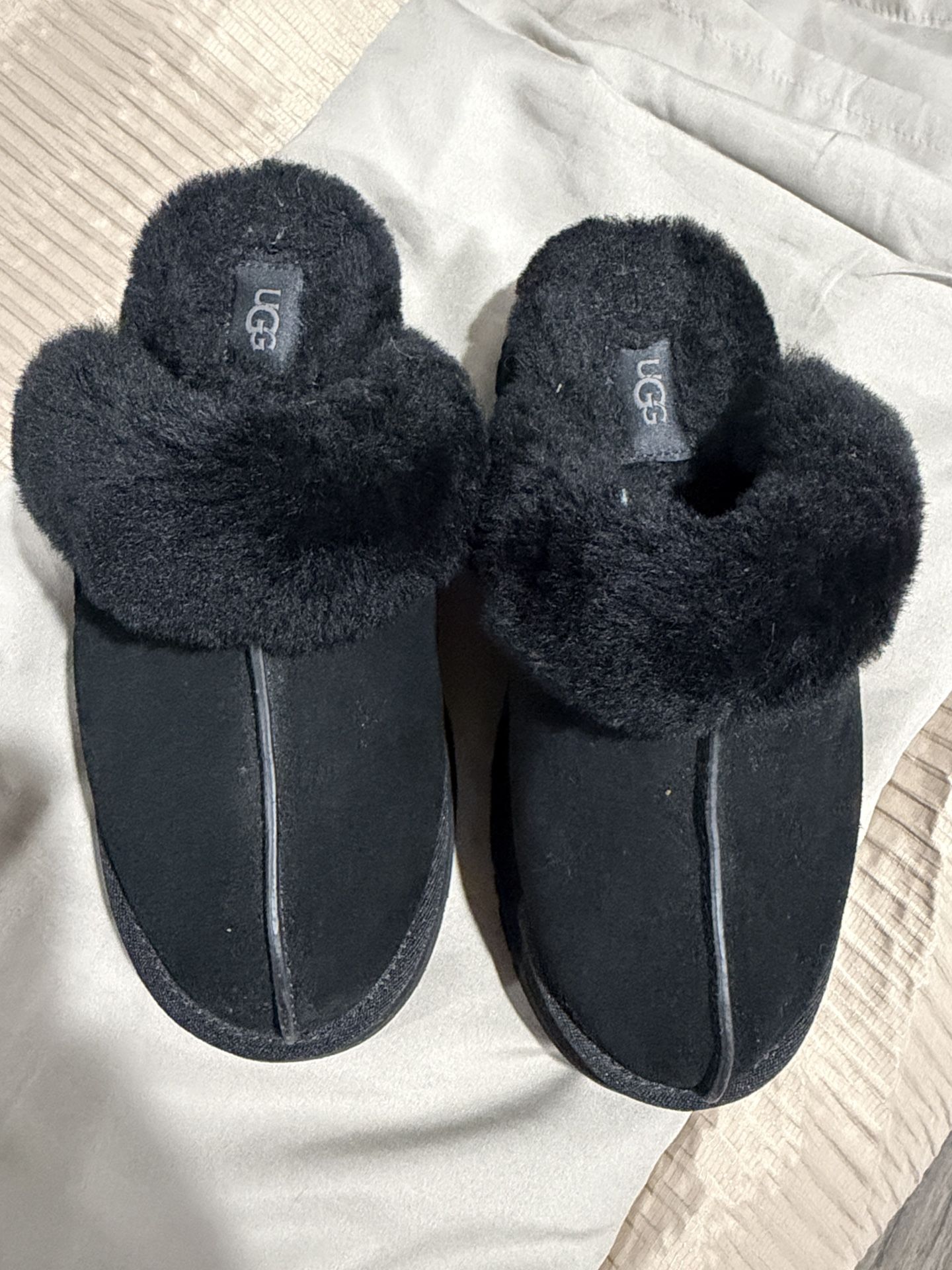 UGG Women’s Disquette Slippers