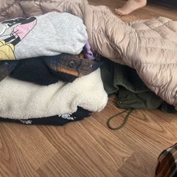 Good Kids Lightly Used Jackets Sweaters  6 Pieces For 10$