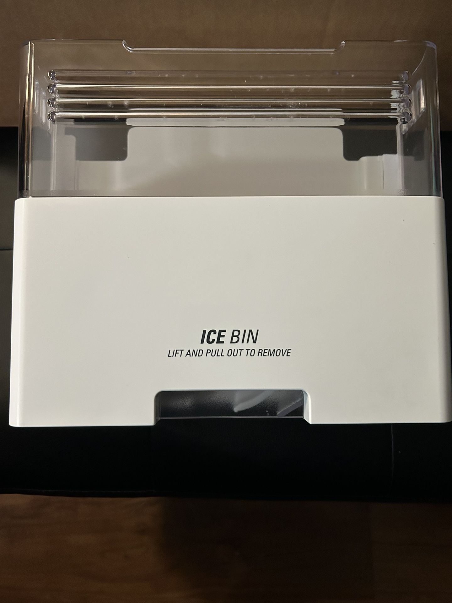 LG AEQ(contact info removed)3 Genuine OEM Icemaker Assembly