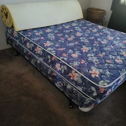  queen bed with frame
