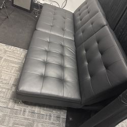 Black Leather Couch, Has Cup Holders And Charging Port