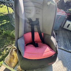 Car seat expires in 2030