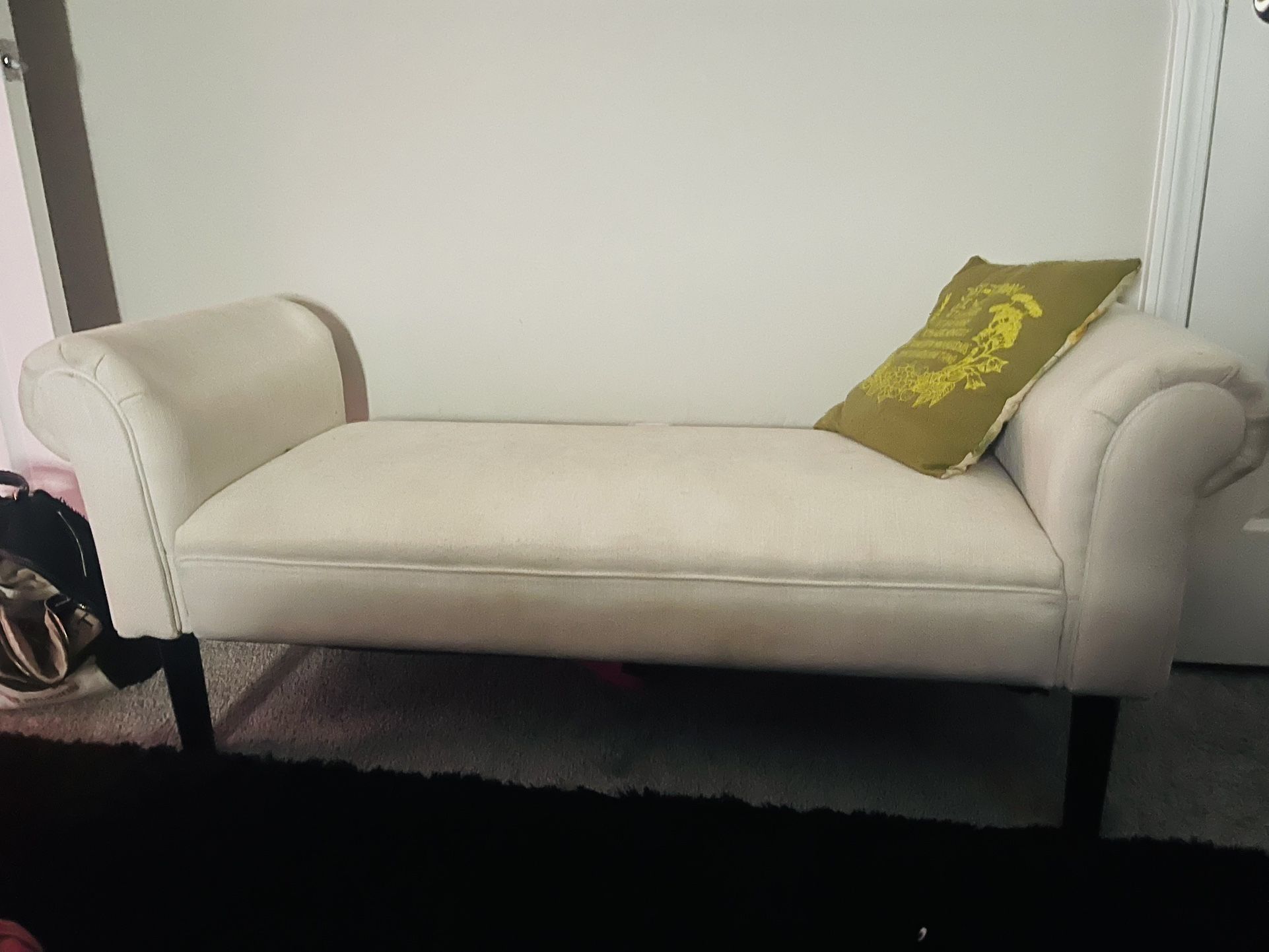 ✨Chaise/Lounger✨