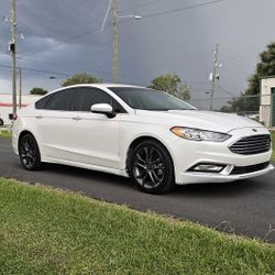 2018 Ford Taurus