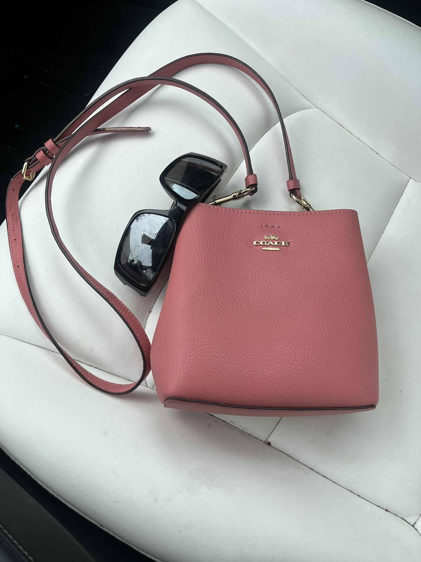 Coach Purse Pink $150