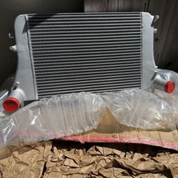 Brand New Intercooler Made By ECS TUNING  