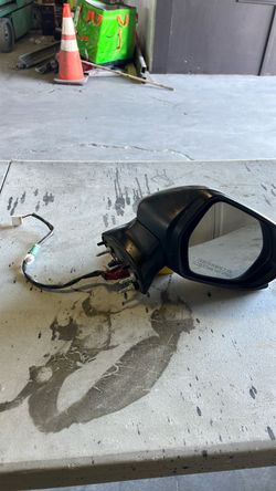 2018-2024 Toyota Camry Right Mirror