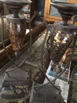 2 beautiful candles holders