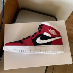 Air Jordan Mid WMNS Size 6