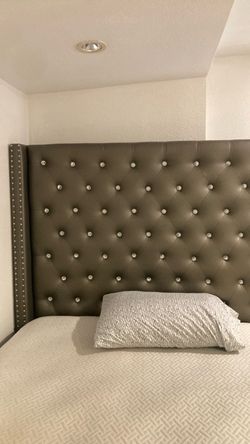 Headboard y mattes Ashley’s Store