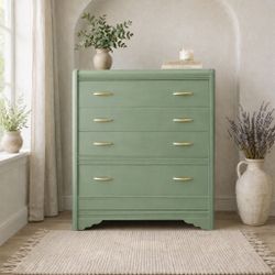 Sage Green Vintage Dresser – Solid & Clean