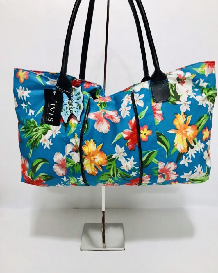 NEW Ives Collection. Tropical Beach. Handbag Tote
