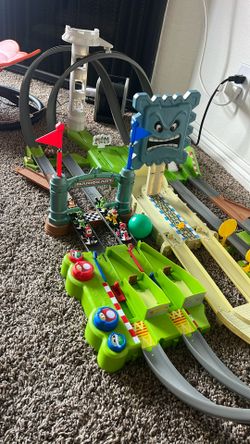 Mario Kart Circuit Track 