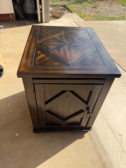 Night stand cabinet