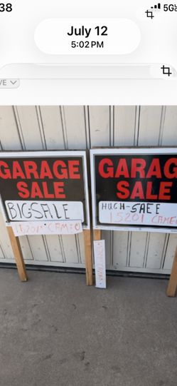 Pair Of Sturdy Reusable Signs