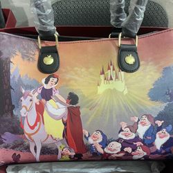 Rare ❤️ Disney Limited Edition Snow White Loungefly Bag Satchel