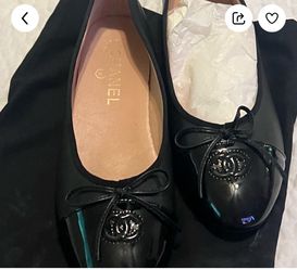 CHANEL AUTHENTIC BLACK PATENT LEATHER/SIZE 7