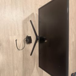 32” Samsung 4K Monitor 