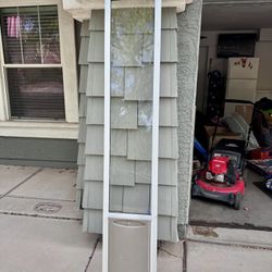 PetSafe White Aluminum Large Dog/Cat Door for Sliding door
