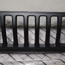 2018- 2023 JEEP WRANGLER JL GRILLE OEM  GENUINE Brand New 

