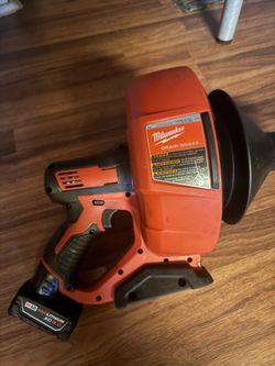 Milwaukee M12 Drain Snake wit battery