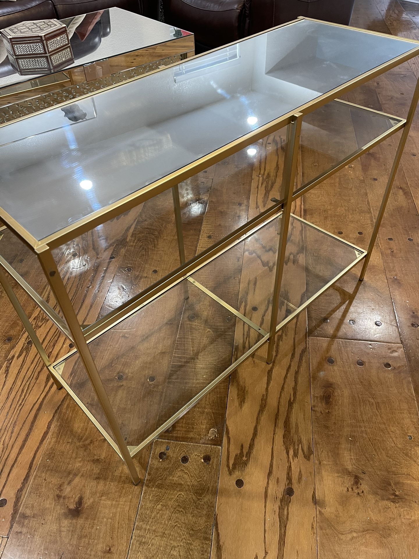 Golden Console/ Entry Table