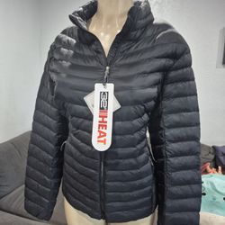 32 Heat Degreez Womes Puff Jacket Size Xl