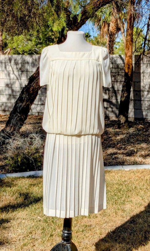 Pearl Vintage Liz Roberts Incorporated Pleats Women's Sz 6 Maxi Shirt Dress GUC