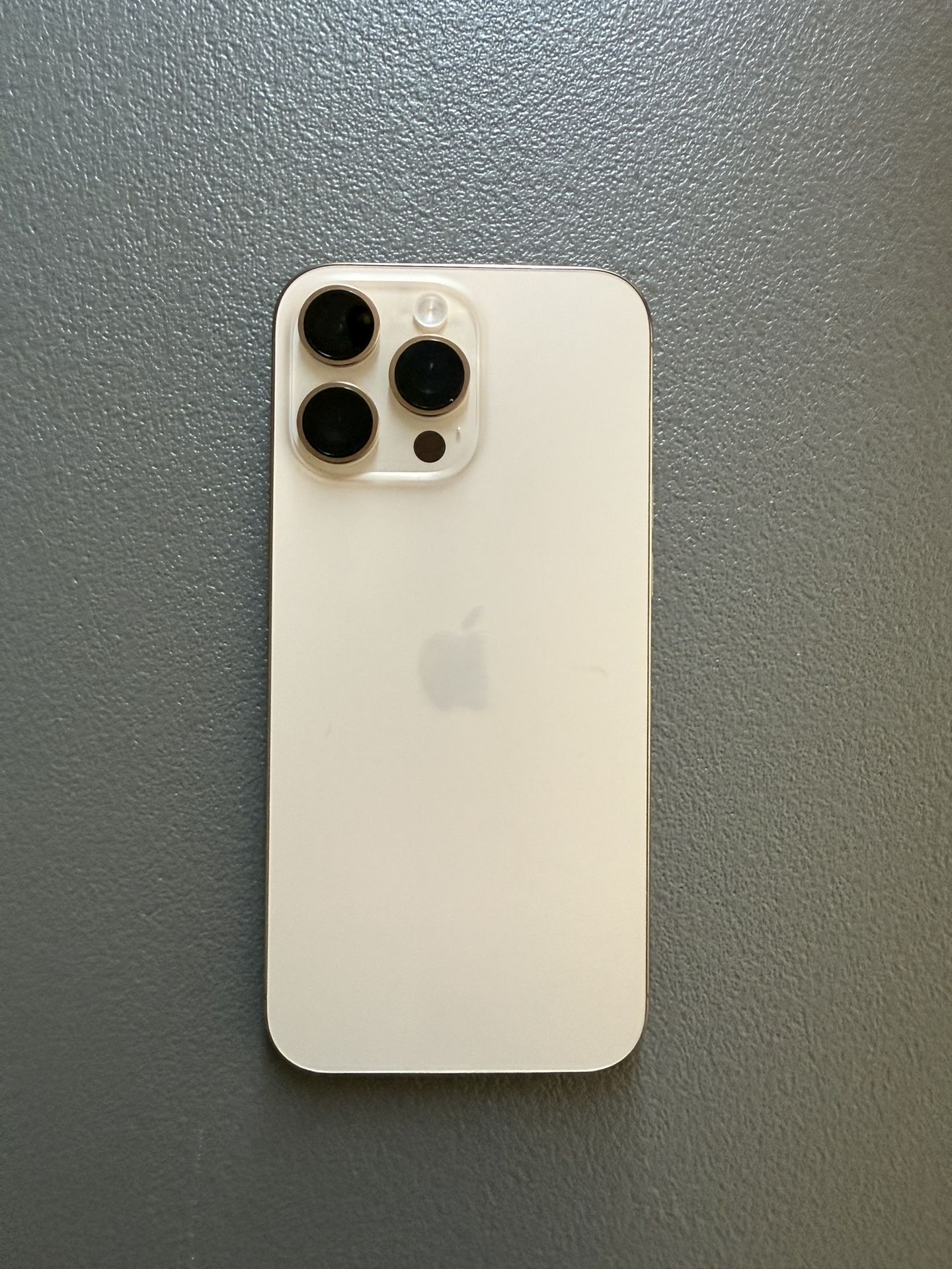 I Phone 16 Pro Max