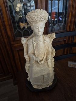 Vintage resin empress