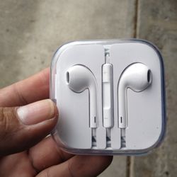 Wired Iphone Ear Plugs 